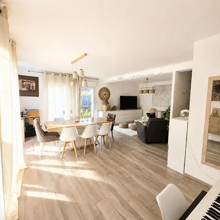 Holiday home Maison Avec Piscine Village Prefere Des Francais Bergheim
