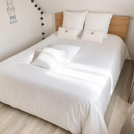 Maison Avec Piscine Village Prefere Des Francais Holiday home *